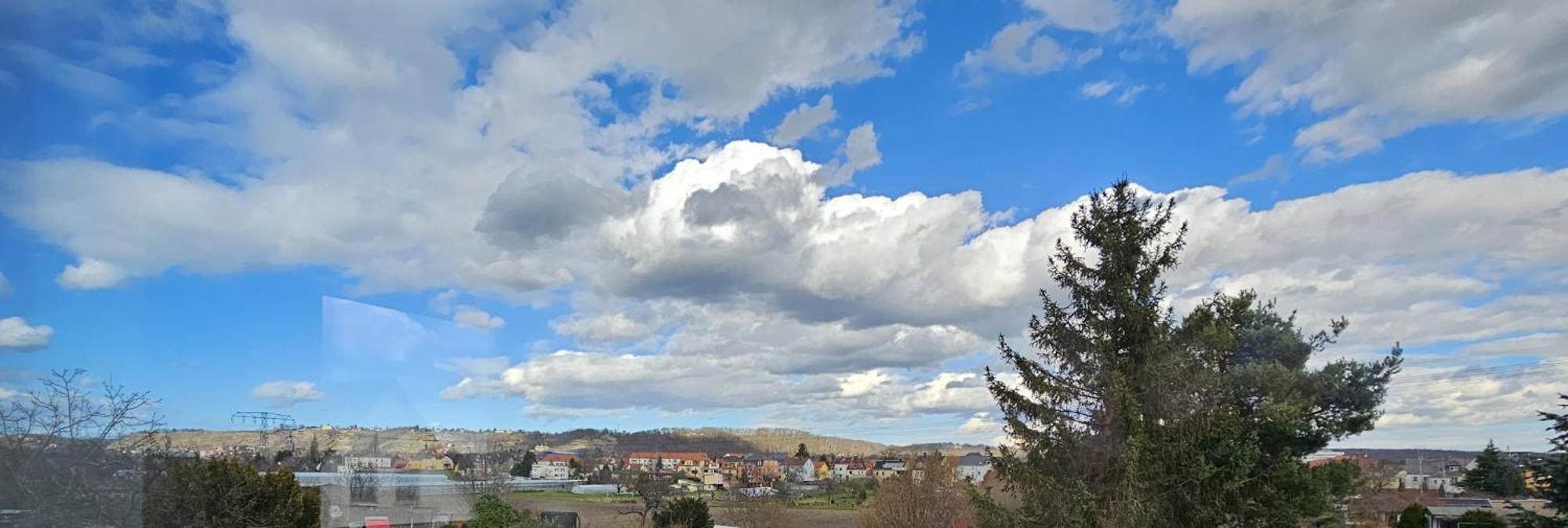 Sehr Schoenes Und Grosses Haus In Dresden - Partys Und Andere Feierlichkeiten Sind Wegen Eventueller Laermbelaestigung Nicht Gestattet エクステリア 写真